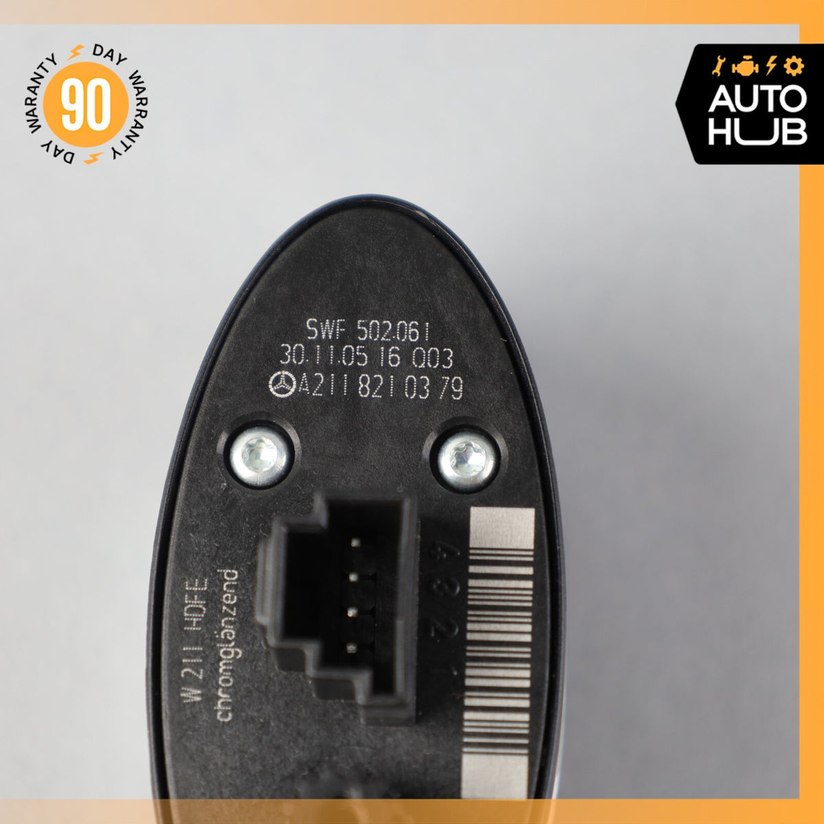 03-11 Mercedes W219 CLS500 E500 E350 Trunk Release Switch 2118210379 OEM - photo 8