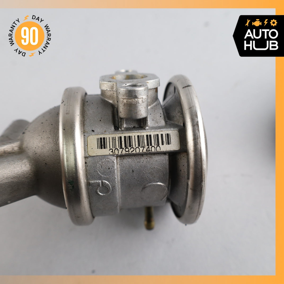 Porsche Cayenne 958 Hybrid Engine Smog Air Pump Check Valve Left & Right Set OEM - photo 8