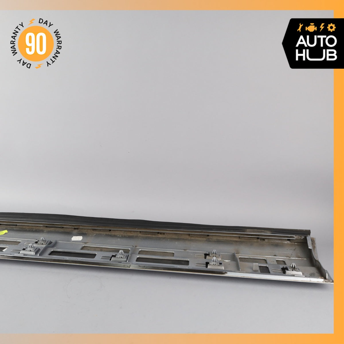 15-18 Porsche Cayenne 958 GTS Front Left Lower Door Molding Silver OEM - photo 17