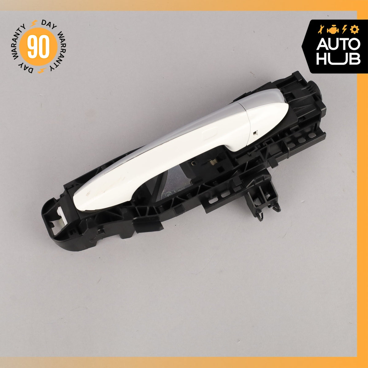 Mercedes W213 E300 Front Left Side Exterior Door Handle Keyless Go White OEM - photo 3