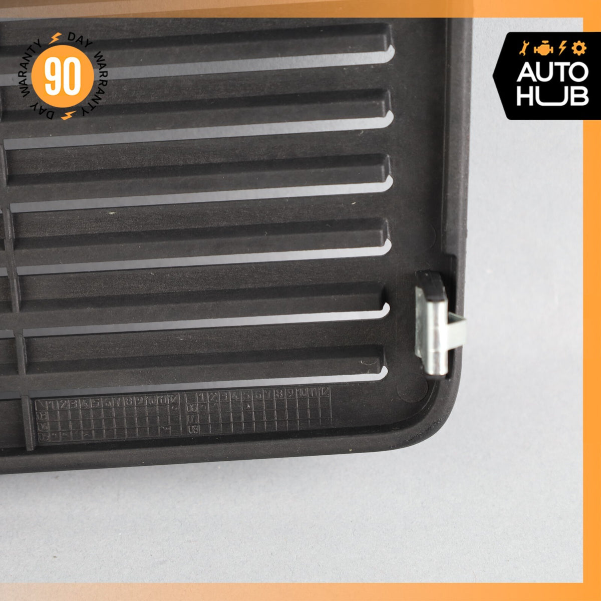 03-19 Maserati Quattroporte M139 Dash Dashboard Vent Grille Cover w/ Sensor OEM - photo 14
