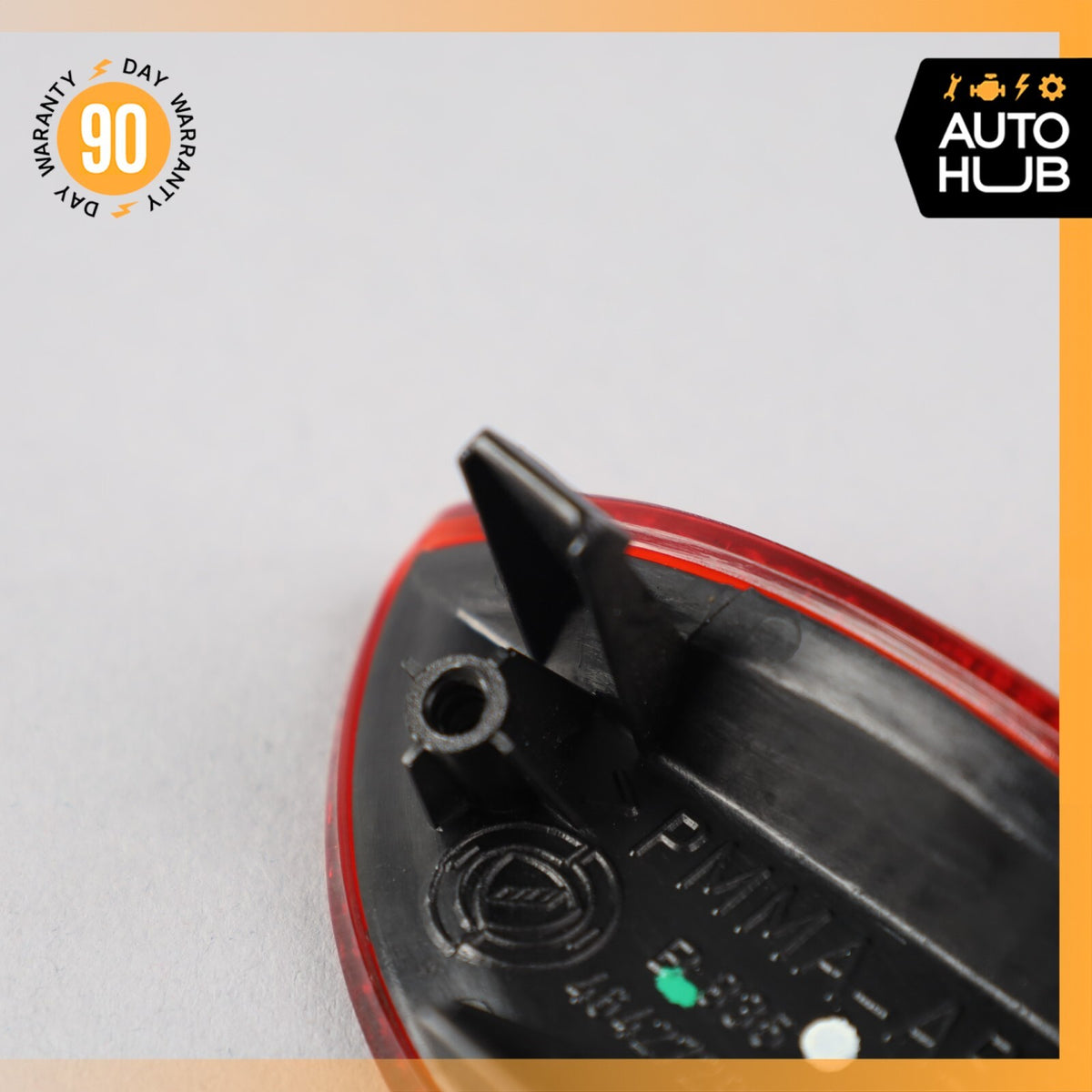 02-19 Maserati GranTurismo GranCabrio Front Right Door Panel Interior Light OEM - photo 8