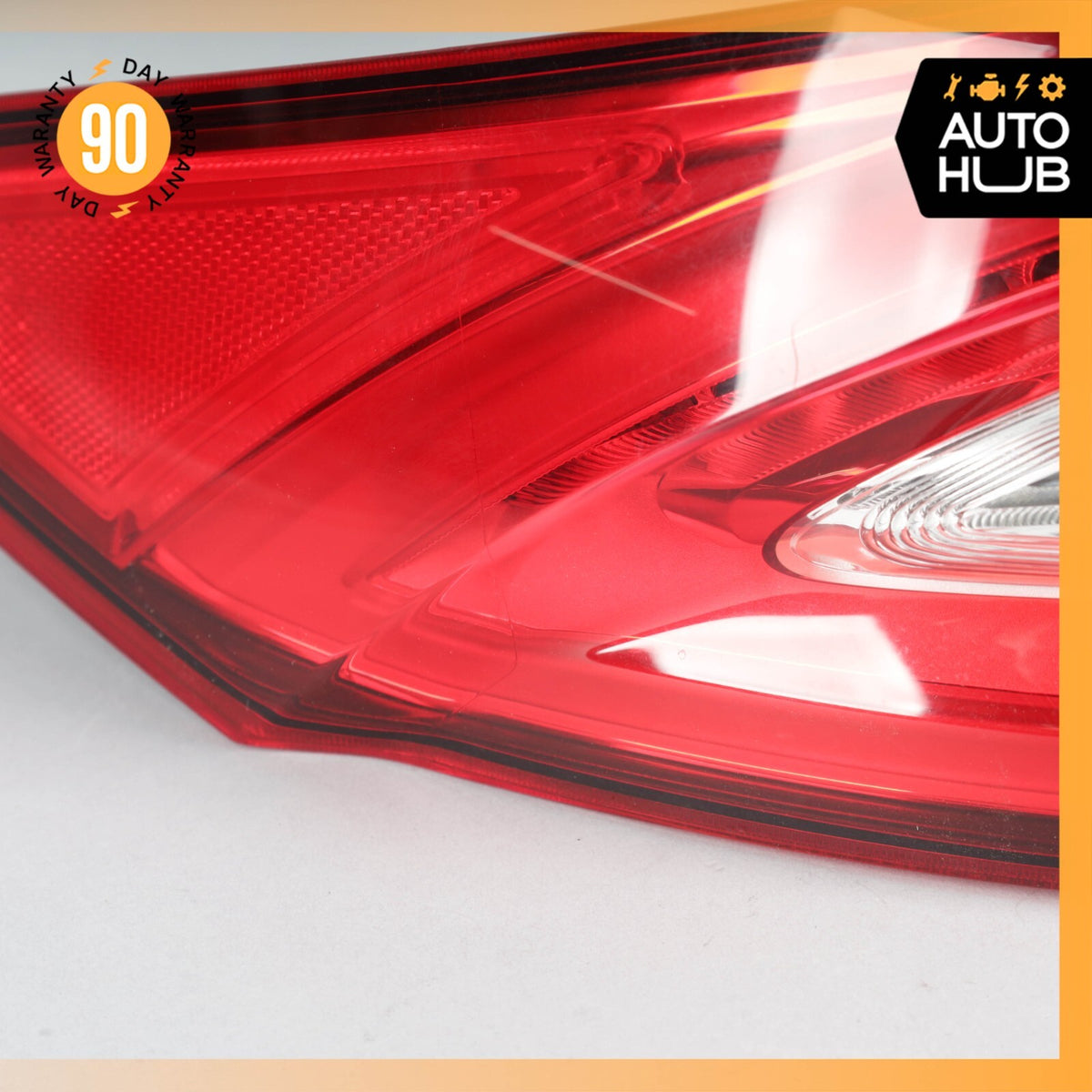 17-20 Maserati Levante M161 Outer Tail Light Lamp Left Driver Side OEM 73k - photo 5