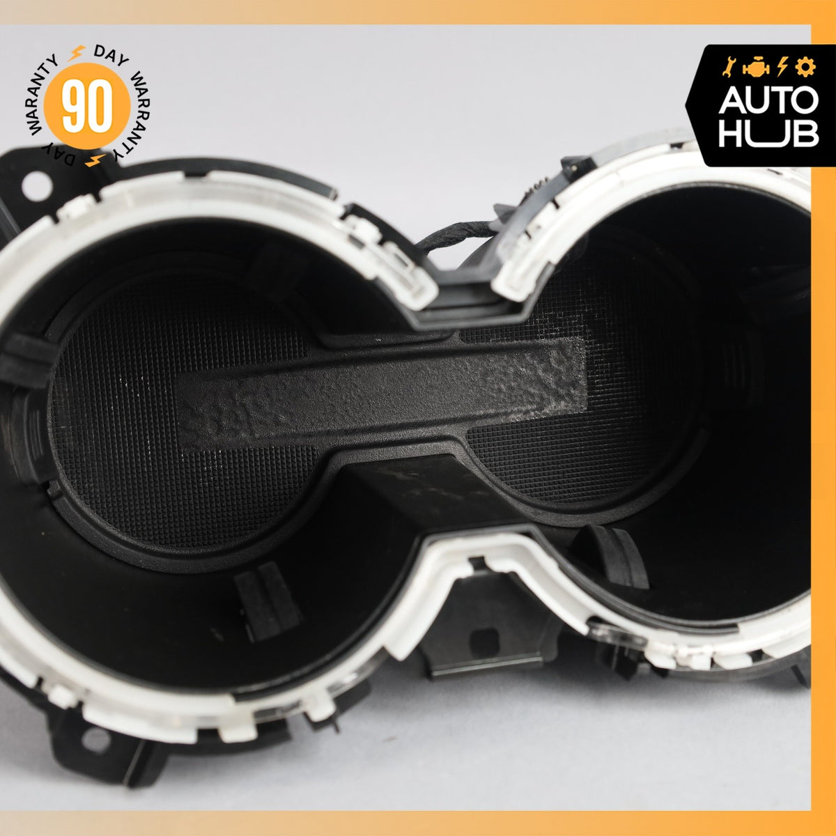 17-23 Alfa Romeo 952 Giulia Center Console Cup Holder Compartment OEM 47k - photo 8