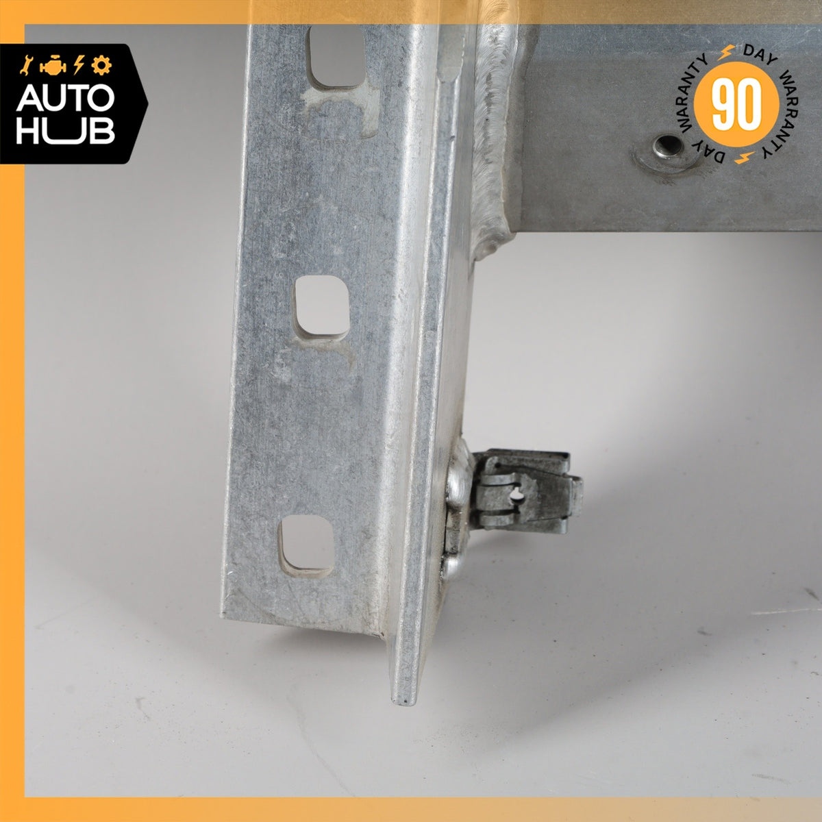 13-20 Mercedes R231 SL550 SL450 Automatic Transmission Support Mount Bracket OEM - photo 3