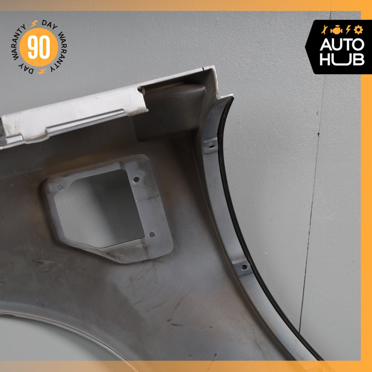 04-09 Cadillac XLR Quarter Panel Rear Left Driver Side Silver 10355380 OEM - photo 10