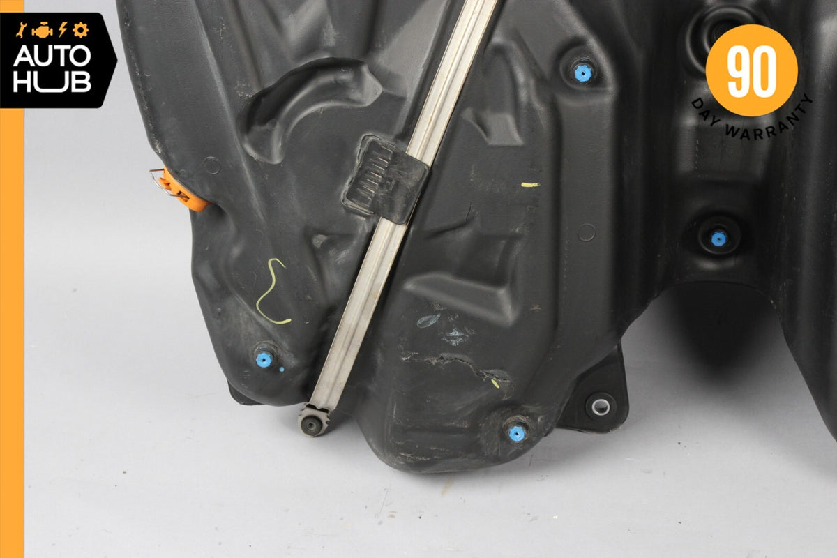 07-09 Mercedes X164 GL320 Bluetec Diesel Fuel Gas Tank Reservoir Assembly OEM - photo 10