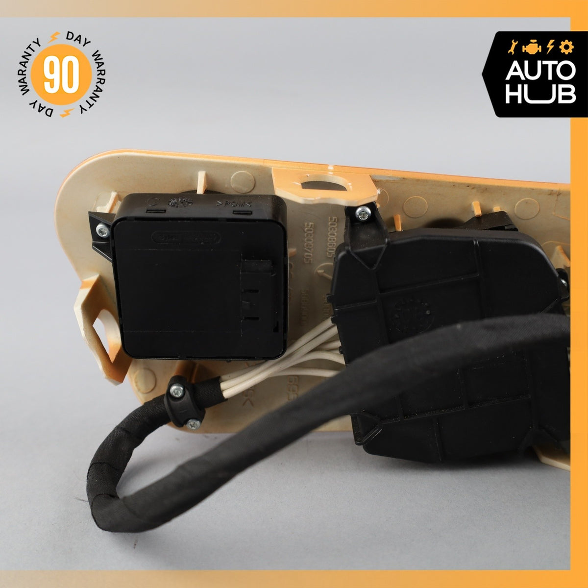 03-13 Maserati Quattroporte M139 Front Left Seat Control Switch 469556 OEM - photo 6