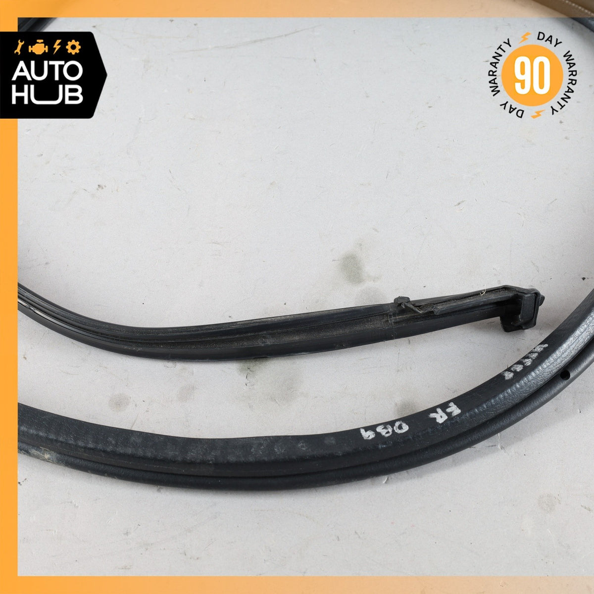 05-16 Aston Martin DB9 DBS Convertible Right Side Door Lower Rubber OEM 22k - photo 5