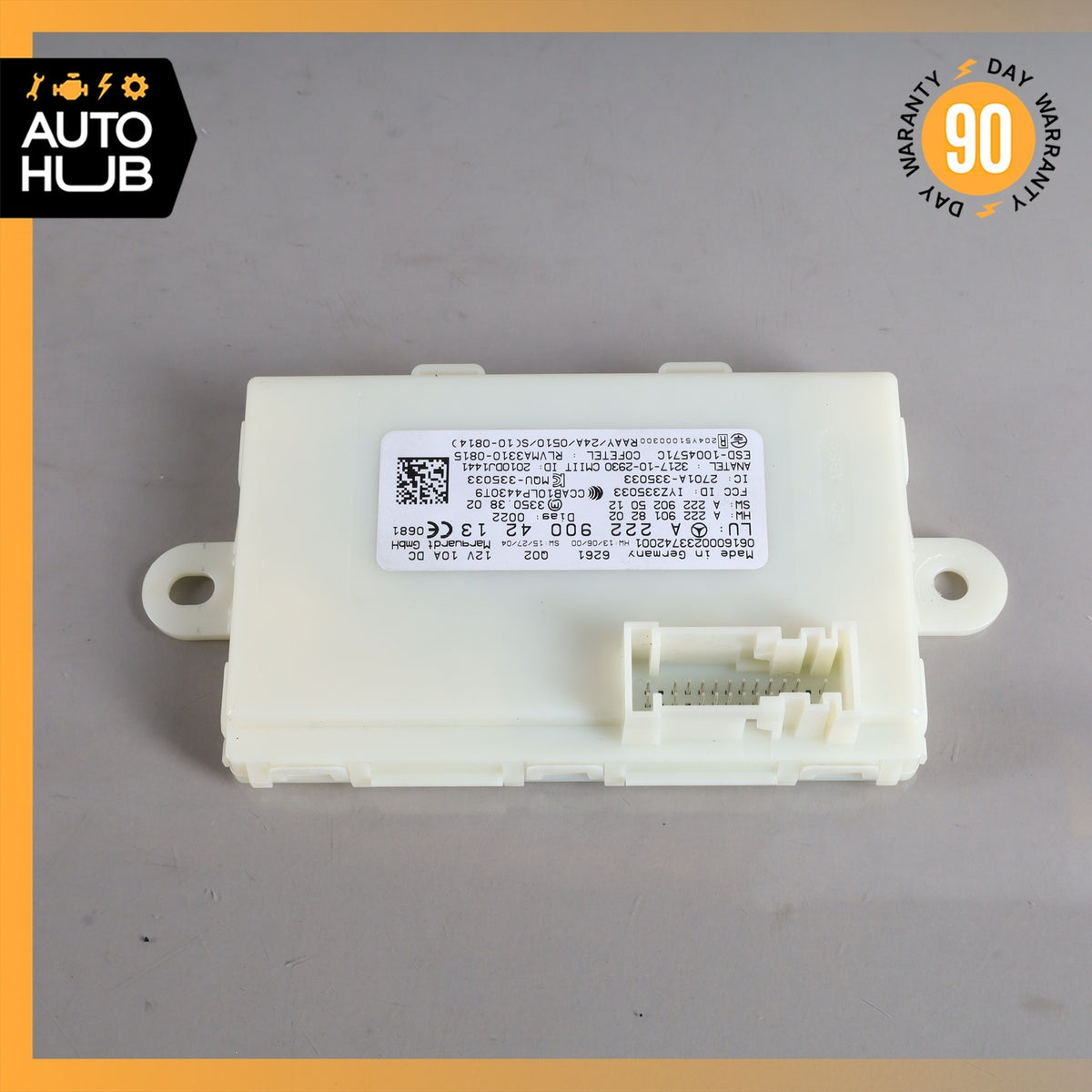 Mercedes X253 GLC300 Keyless Go Entry Control Module 2229004213 OEM - photo 3