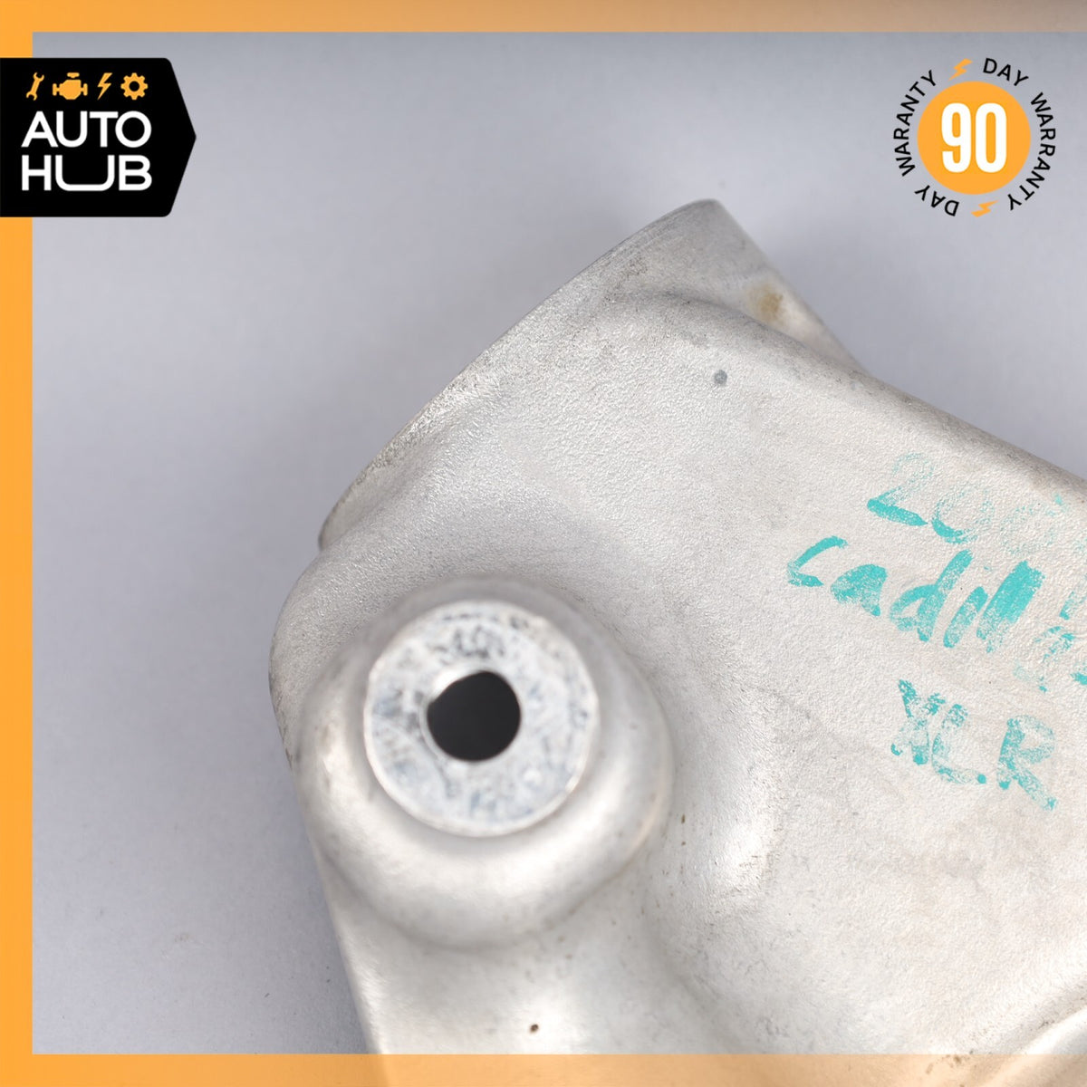 04-09 Cadillac XLR 4.6L V8 Engine Carrier Mount Bracket Left Driver Side OEM - photo 3