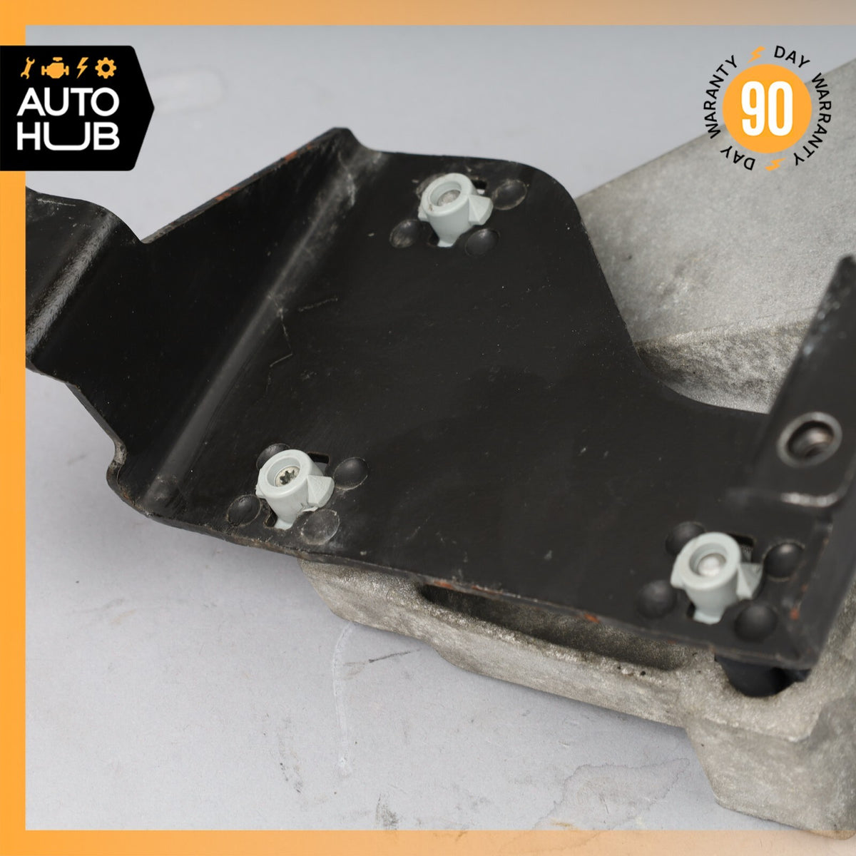 06-08 Cadillac XLR Adaptive Cruise Control Bracket 10318113 OEM - photo 11
