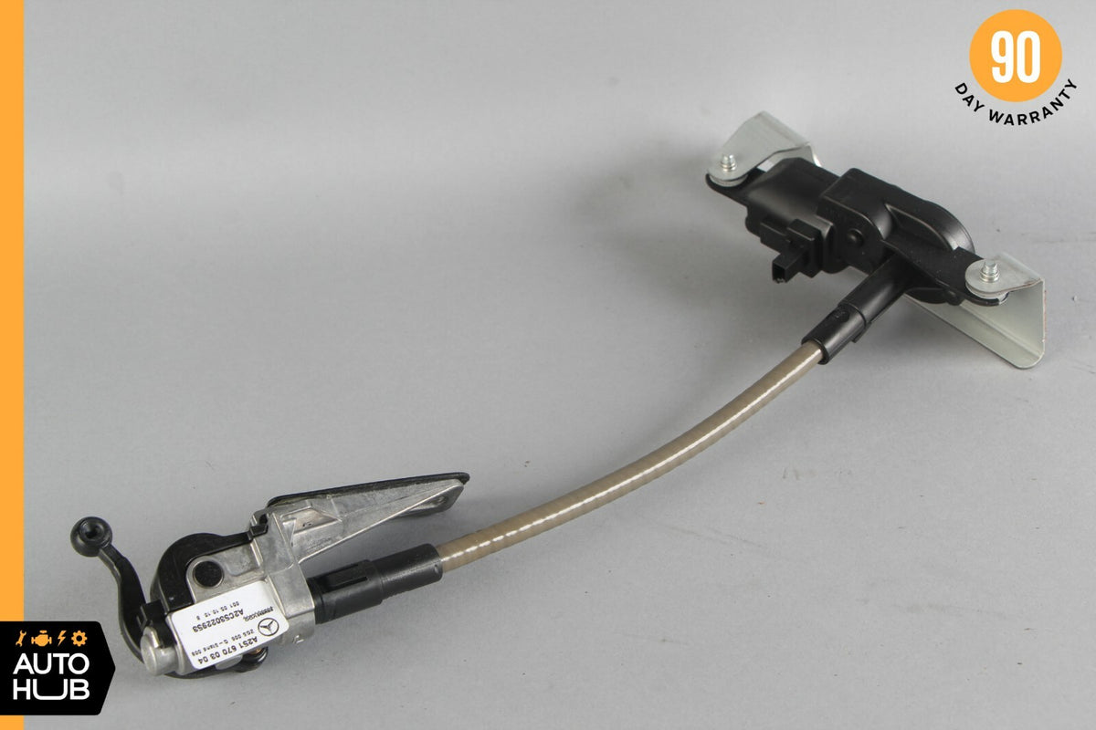 06-13 Mercedes W251 R350 R320 Rear Left Side Quarter Window Motor 2518201942 OEM - photo 6