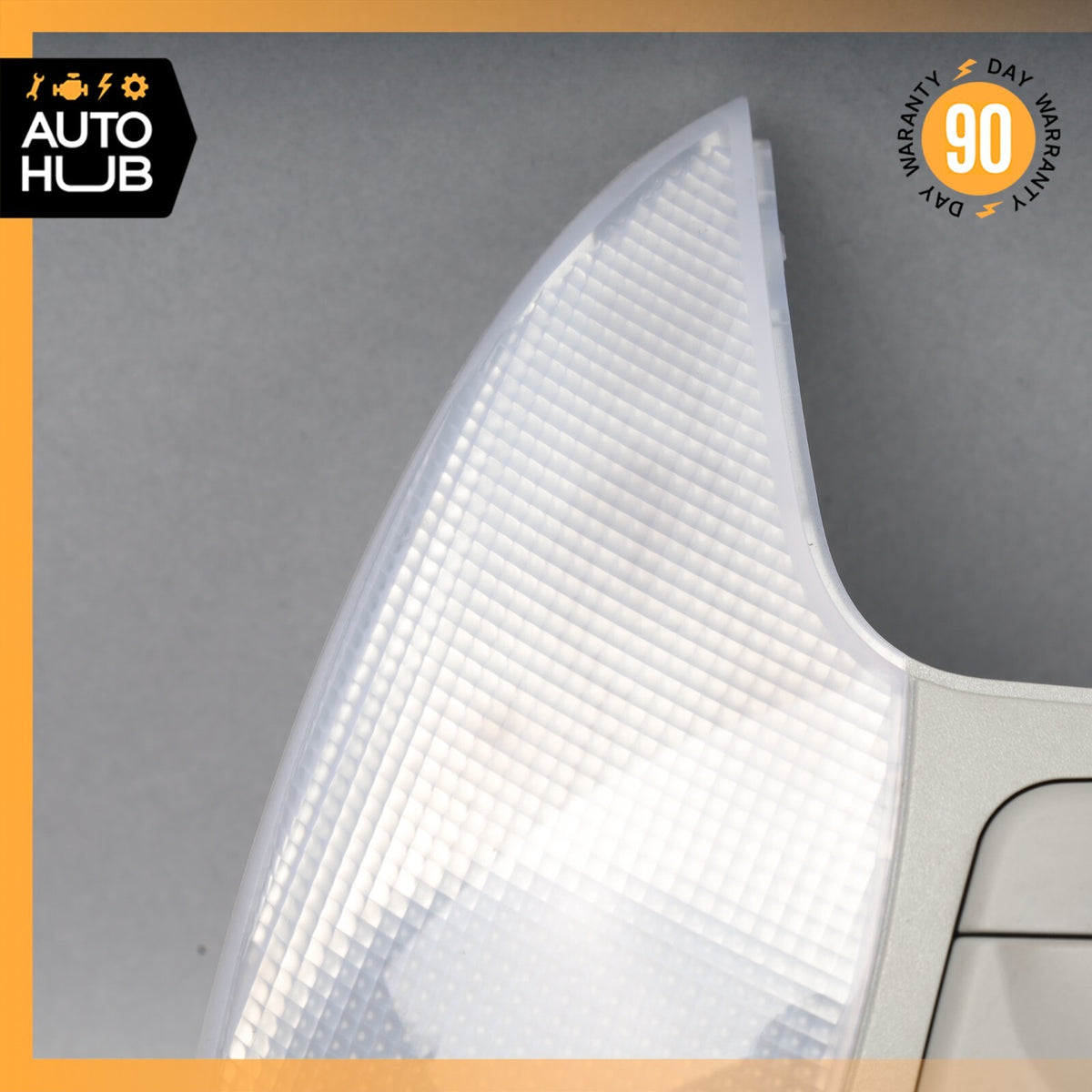 03-04 Mercedes R230 SL500 SL55 AMG Overhead Dome Light Lamp 2308200001 OEM - photo 6