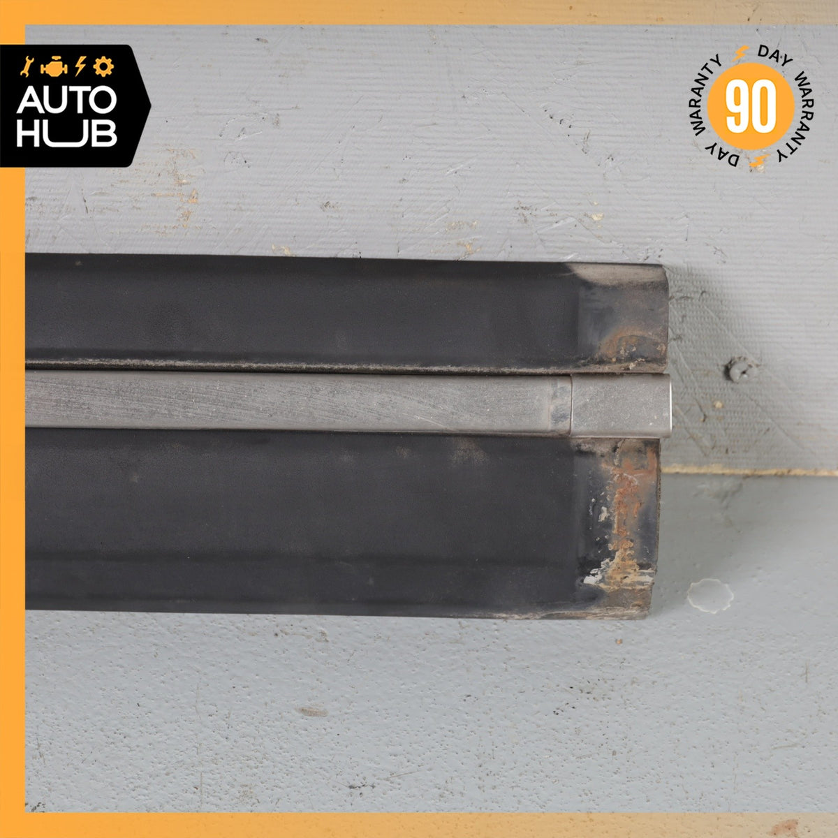 Bentley Brooklands Silver Spur Front Center Right Bumper Moulding Cover OEM - photo 2