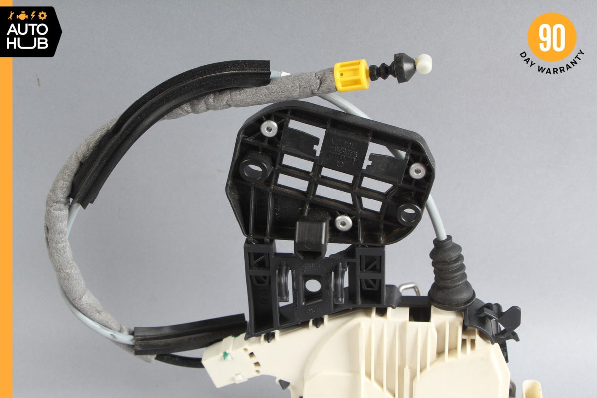 08-14 Mercedes W204 C250 C300 C350 Front Left Side Door Lock Latch Actuator OEM - photo 3
