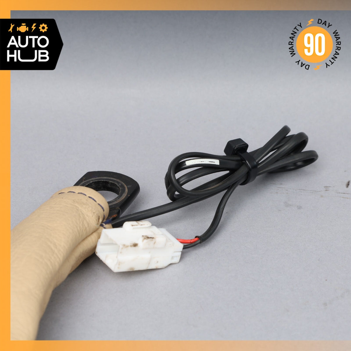 08-19 Maserati GranTurismo M145 Front Left or Right Seat Belt Buckle Beige OEM - photo 4
