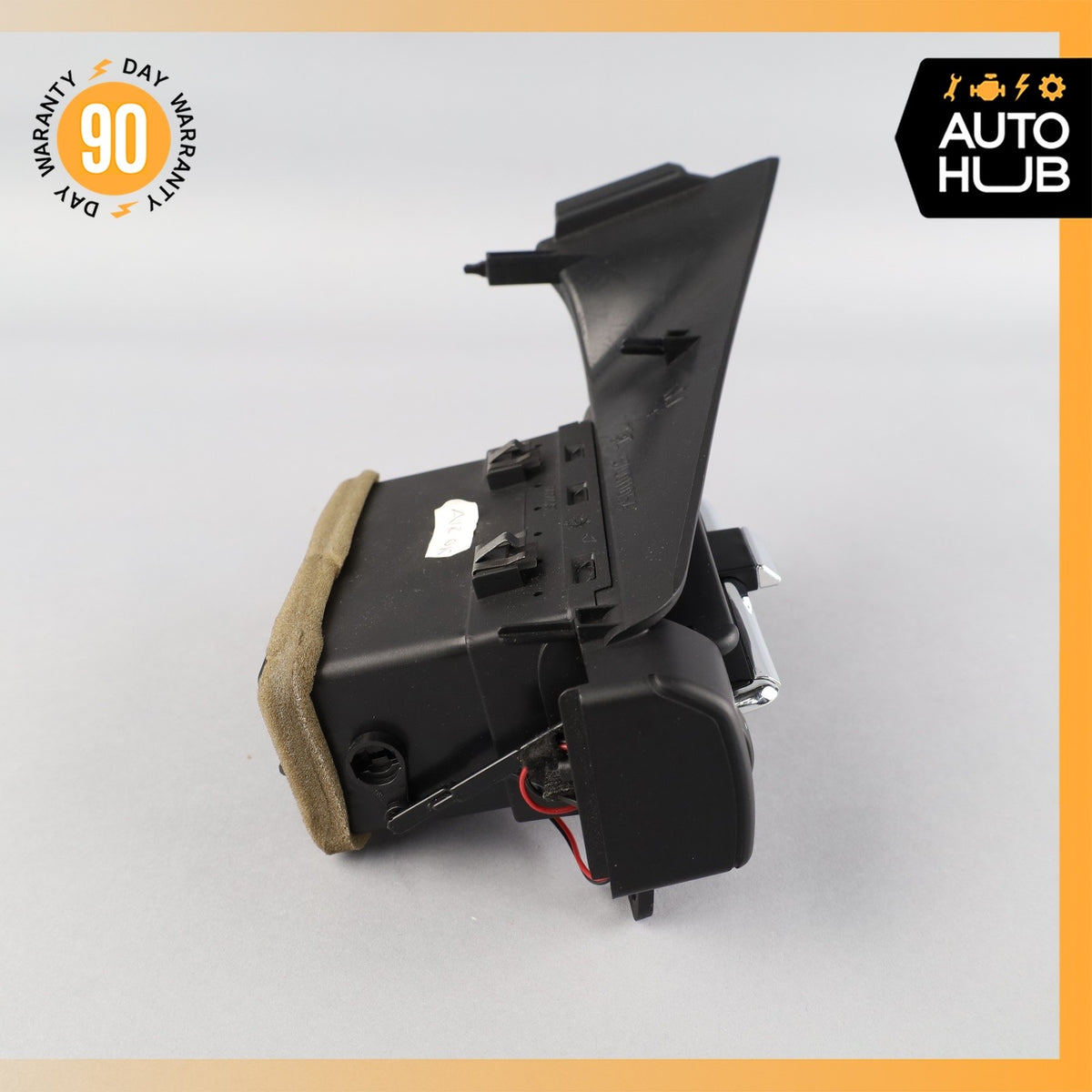14-22 Maserati Quattroporte M156 Front Left Side Dashboard A/C Air Vent OEM - photo 8