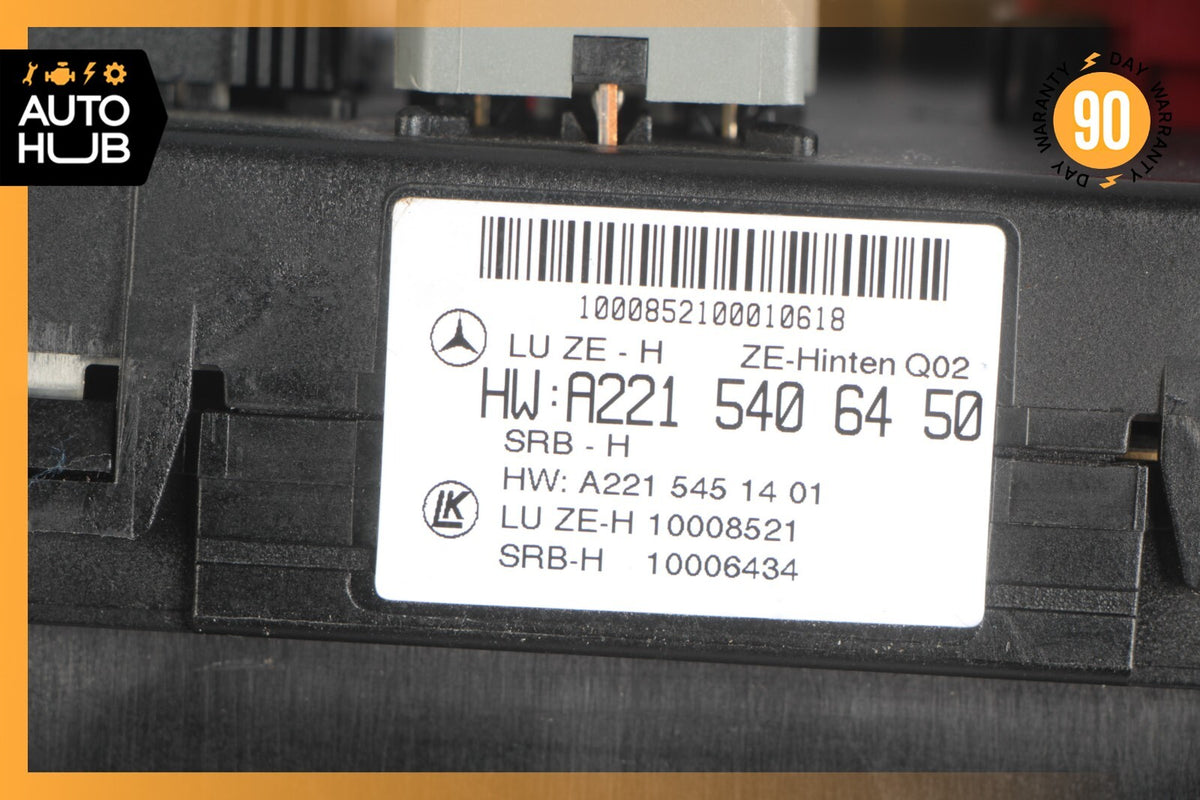 07-09 Mercedes W221 S550 S63 CL550 Rear Trunk Fuse Box Module 2215408301 OEM - photo 8