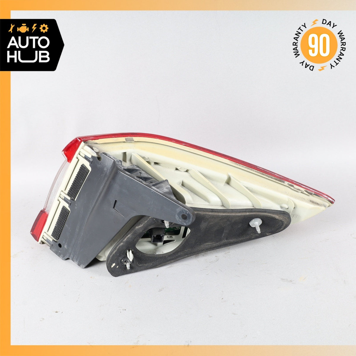 08-12 Maserati GranTurismo M145 Left Driver Side Outer Tail Light Lamp OEM 66k - photo 10