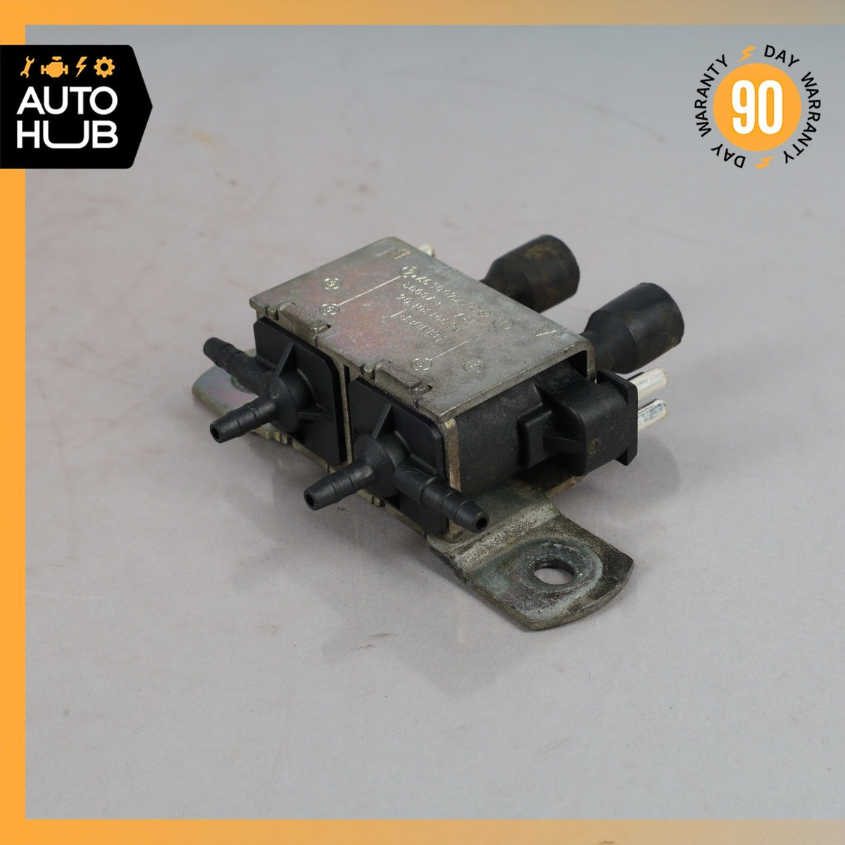 Mercedes W140 S320 EGR Fuel Vacuum Change Over Valve 0025400697 OEM - photo 6