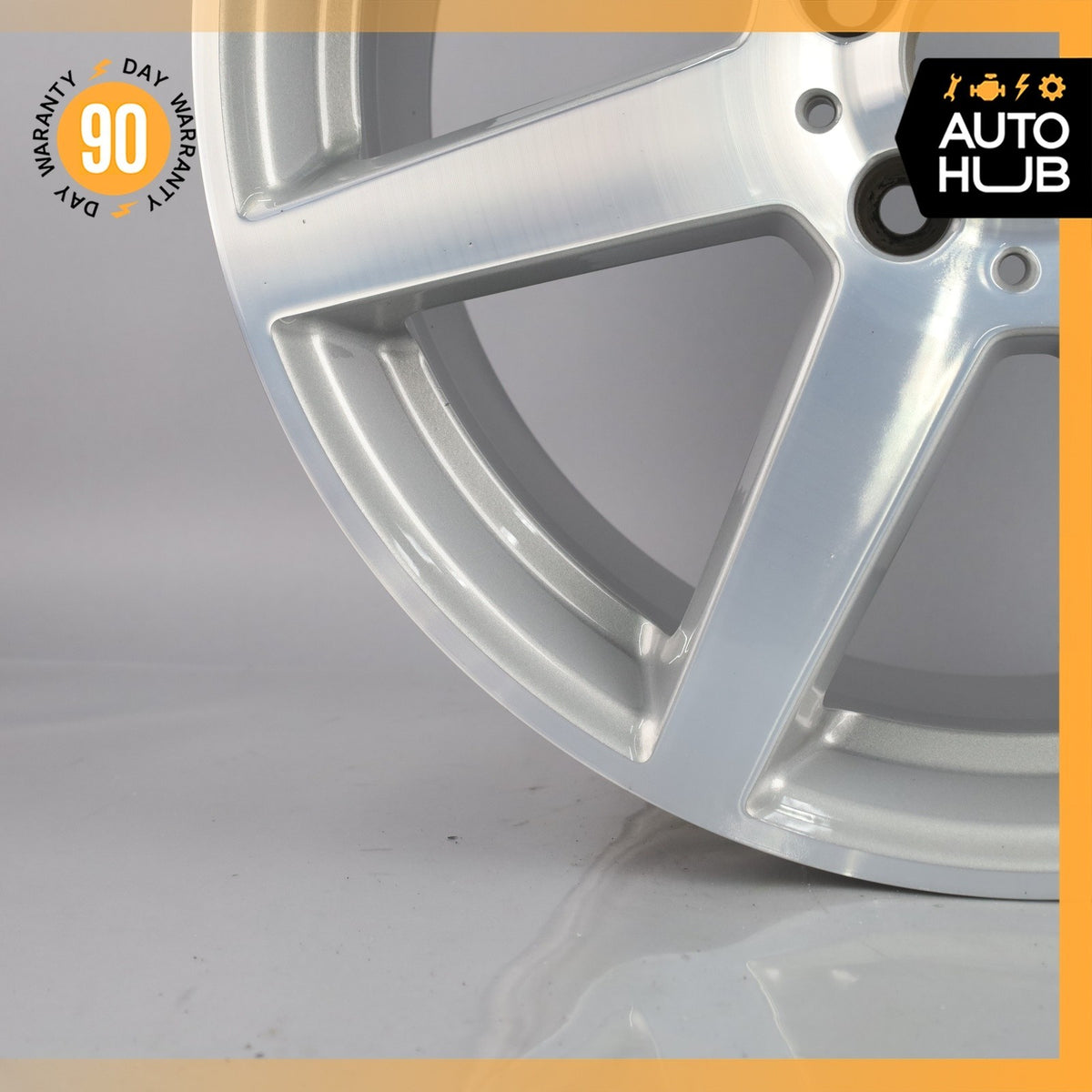Mercedes W204 C250 C350 C300 C63 AMG Front Wheel Rim 8 x 18 18" 2044019802 OEM - photo 5