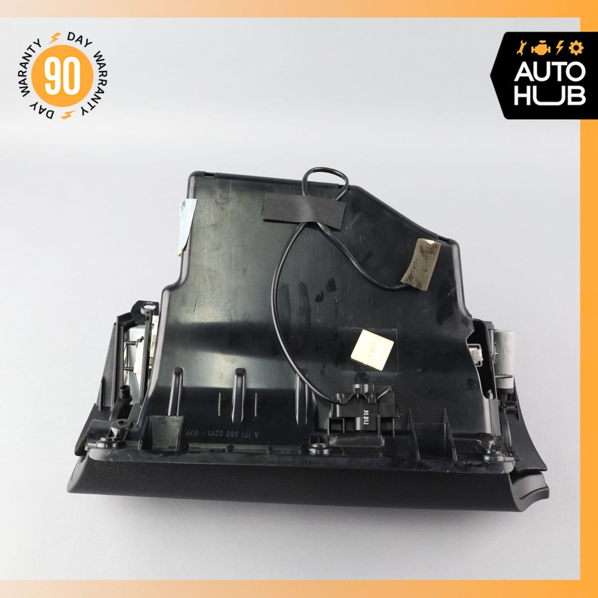 05-11 Mercedes R171 SLK300 SLK350 Glove Box Storage Passenger Side w/ Airbag OEM - photo 11