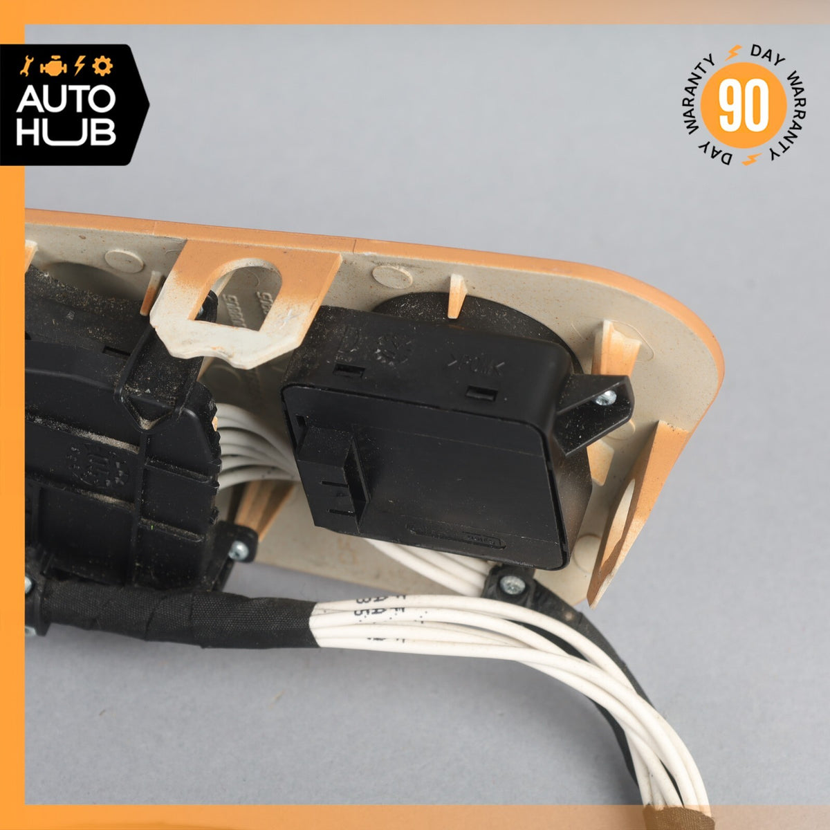 03-13 Maserati Quattroporte M139 Front Right Side Seat Control Switch OEM - photo 10