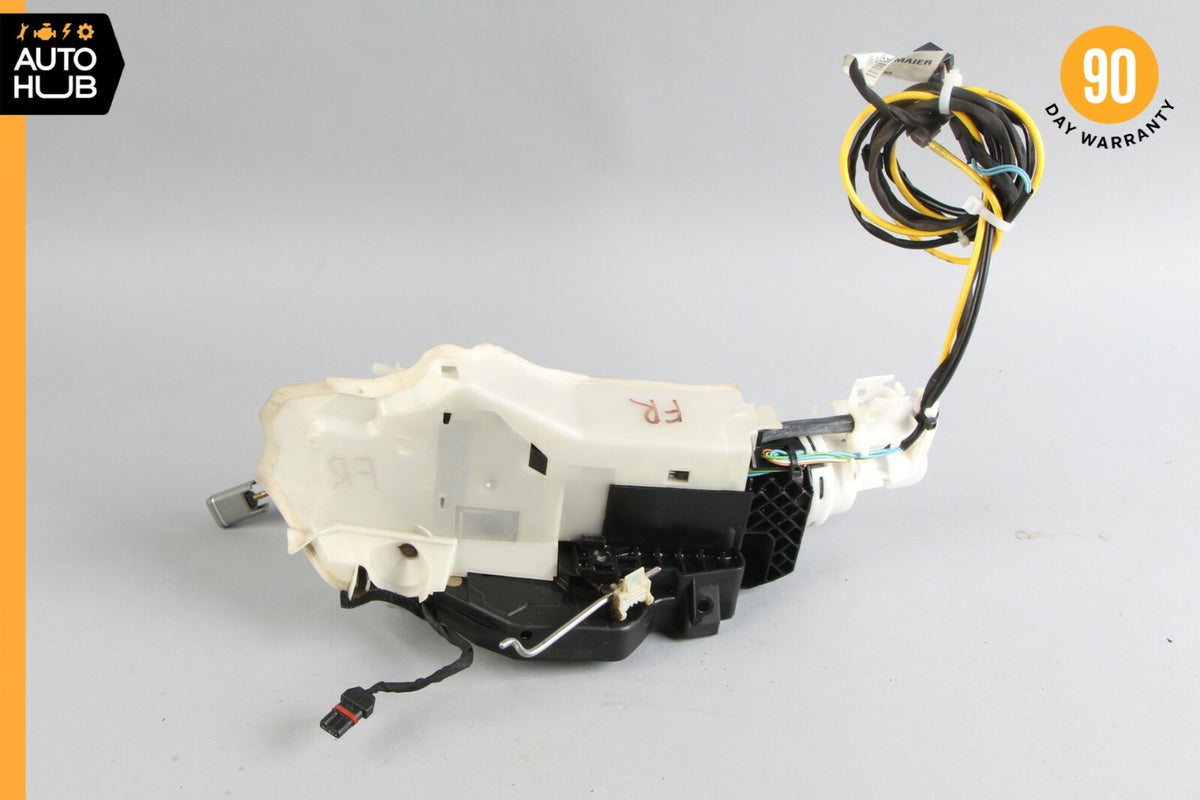 03-12 Mercedes R230 SL500 SL55 Right Door Lock Latch Actuator Keyless Go OEM - photo 1