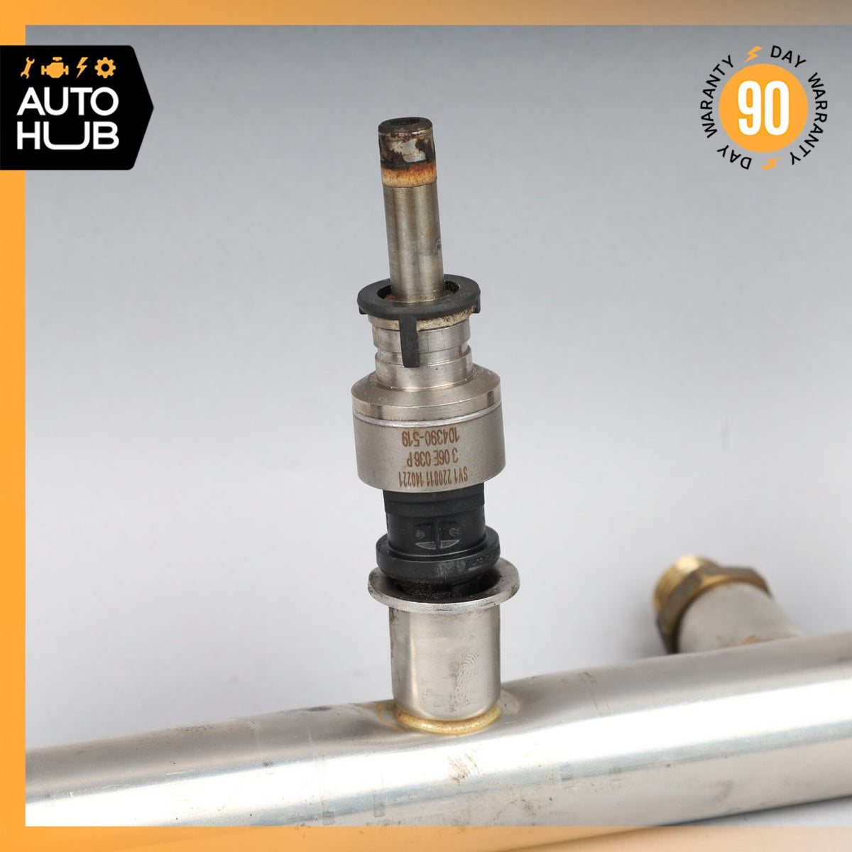 Porsche Cayenne 958 Hybrid S Fuel Injection Rail Line w/ Injectors Right Side - photo 8