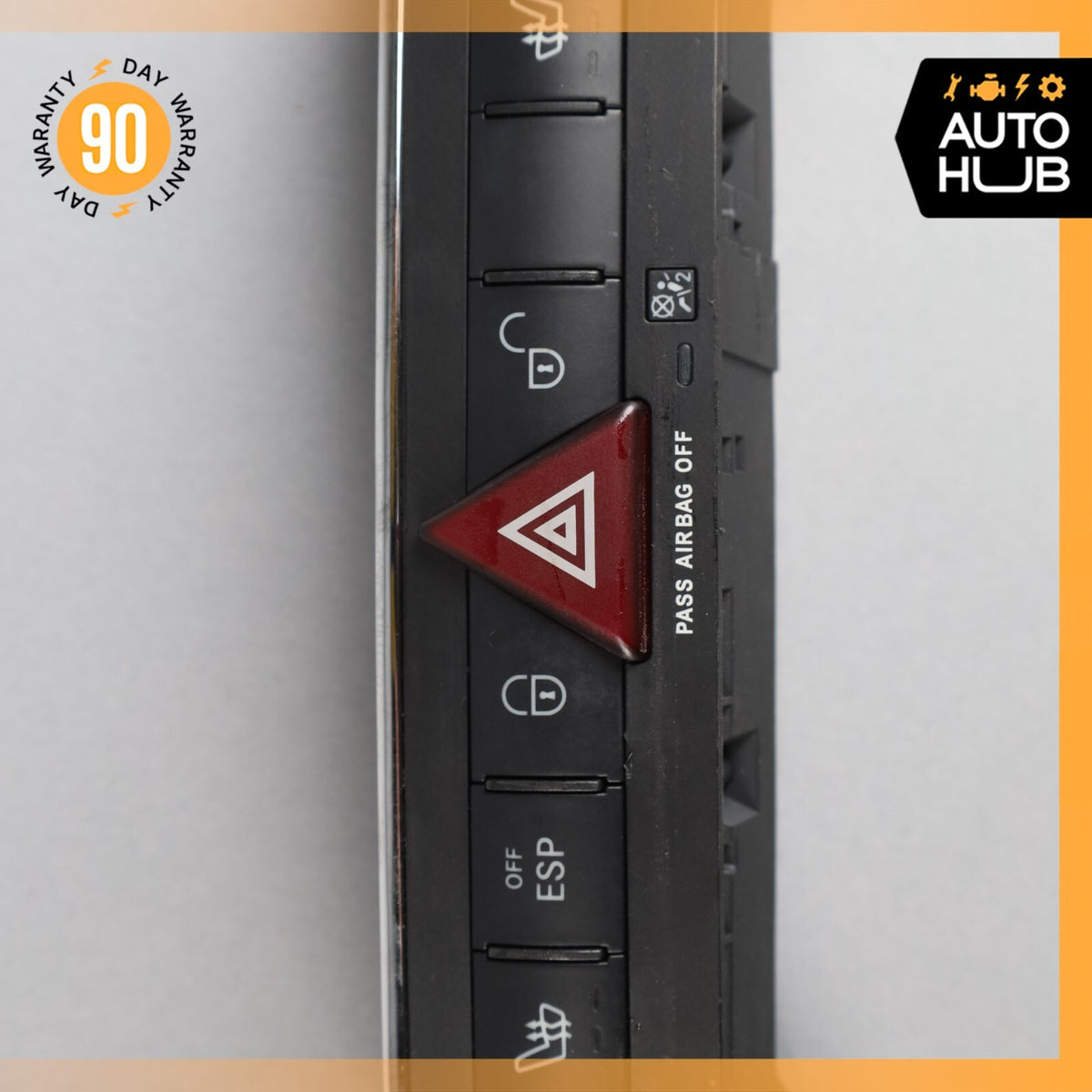 2011 Mercedes R171 SLK300 Center Dashboard Hazard Control Switch OEM - photo 6