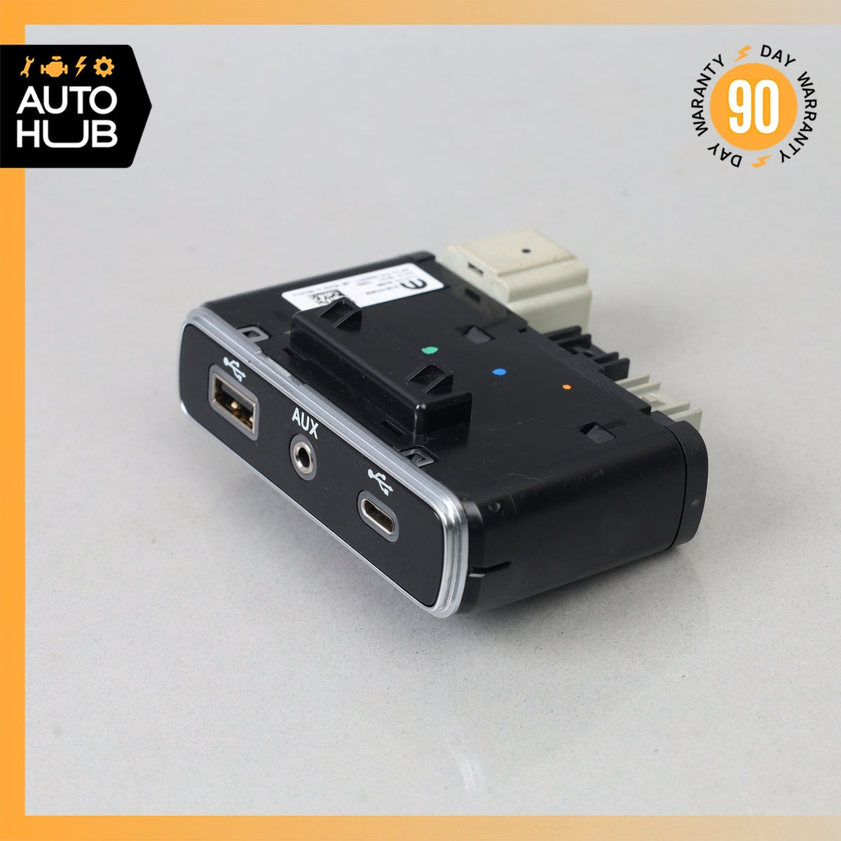 17-23 Alfa Romeo 949 Stelvio Center Console USB AUX Jack Adapter Socket OEM 71k - photo 3