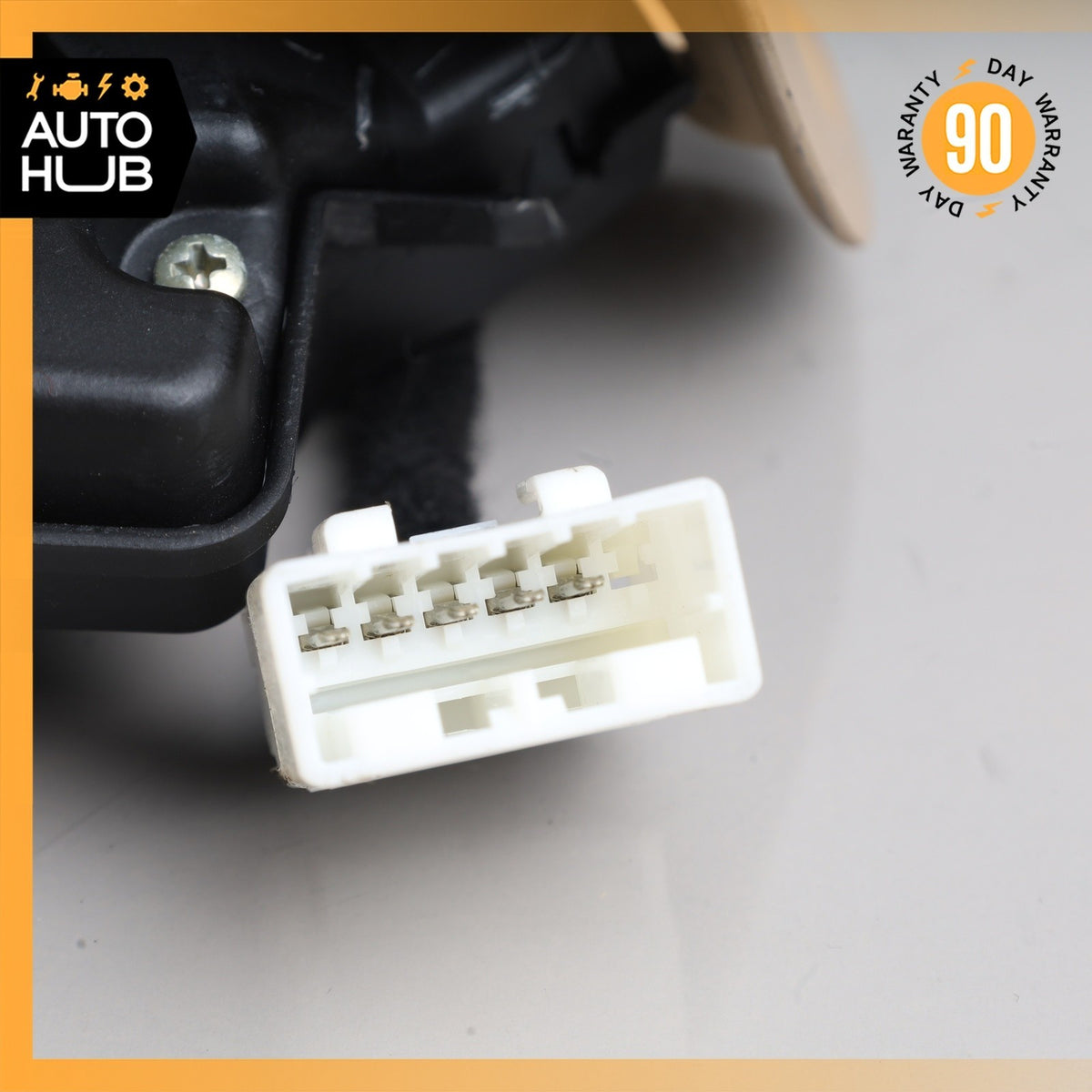 03-08 Maserati Quattroporte M139 Overhead Console Switch 69330530 OEM 84k - photo 15