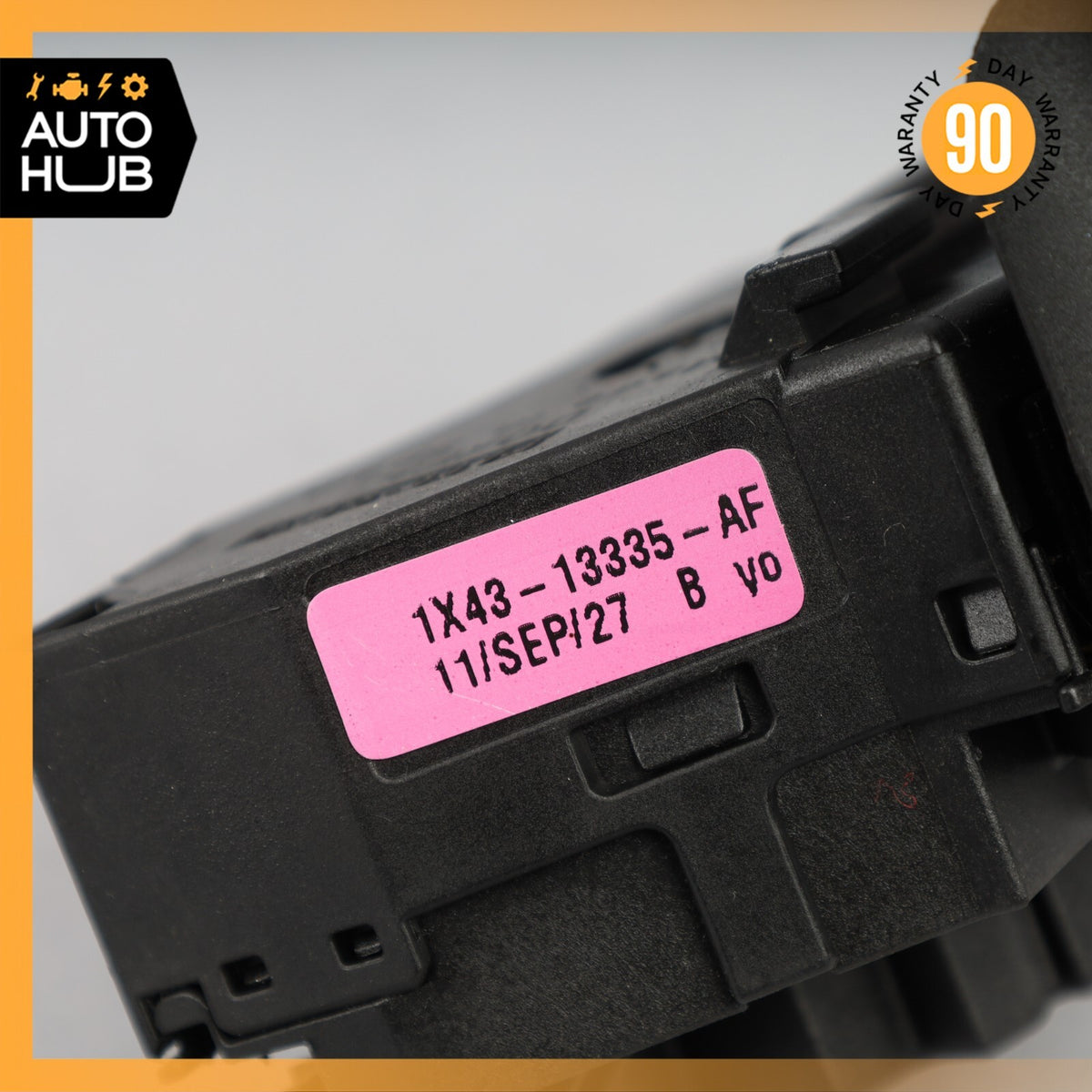 Aston Martin Rapide Headlight Turn Direction Indicator Control Switch OEM 11k - photo 12