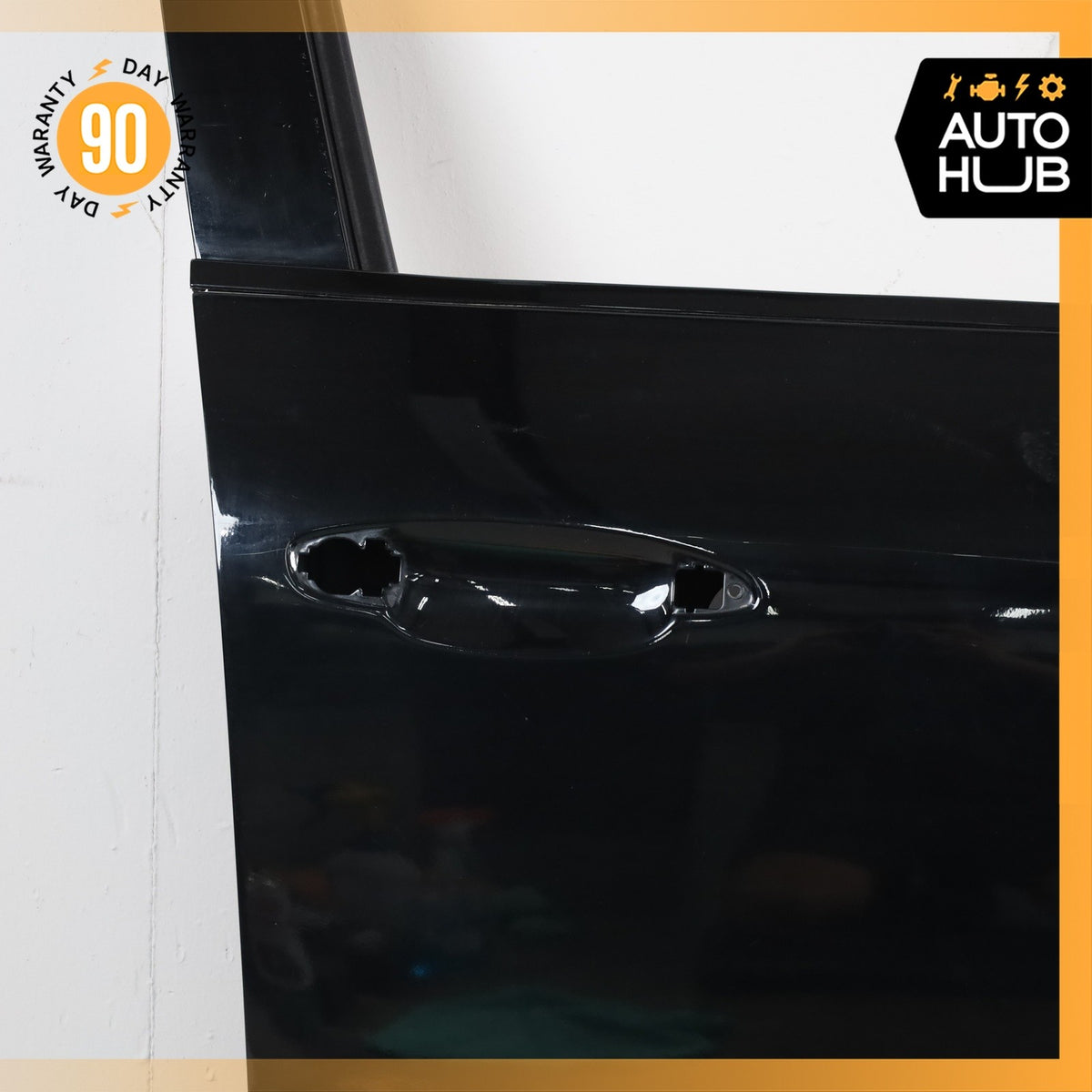 15-25 Porsche Macan 95B Front Right Passenger Side Door Shell Black OEM 74k - photo 8