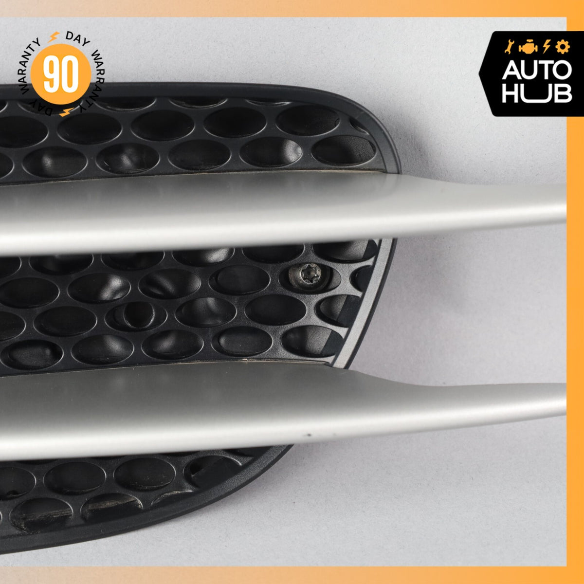 03-08 Mercedes R230 SL500 SL55 AMG SL550 Fender Grill Grille Vent Right Side OEM - photo 4