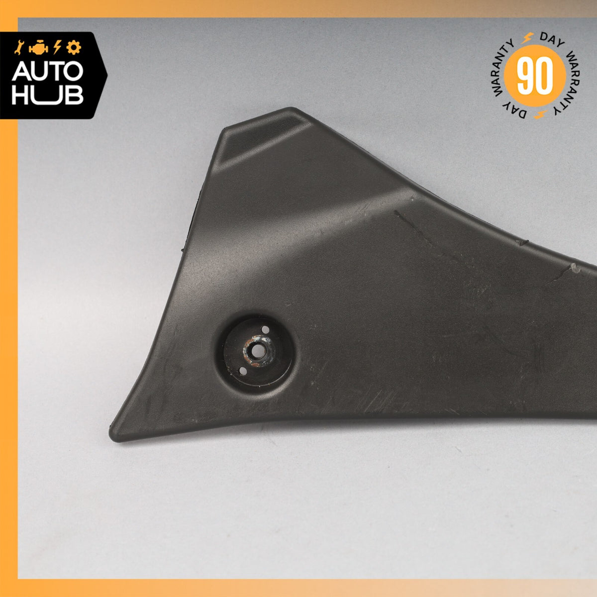 Maserati Quattroporte M156 Right Passenger Side Headlight Trim Panel Cover OEM - photo 5