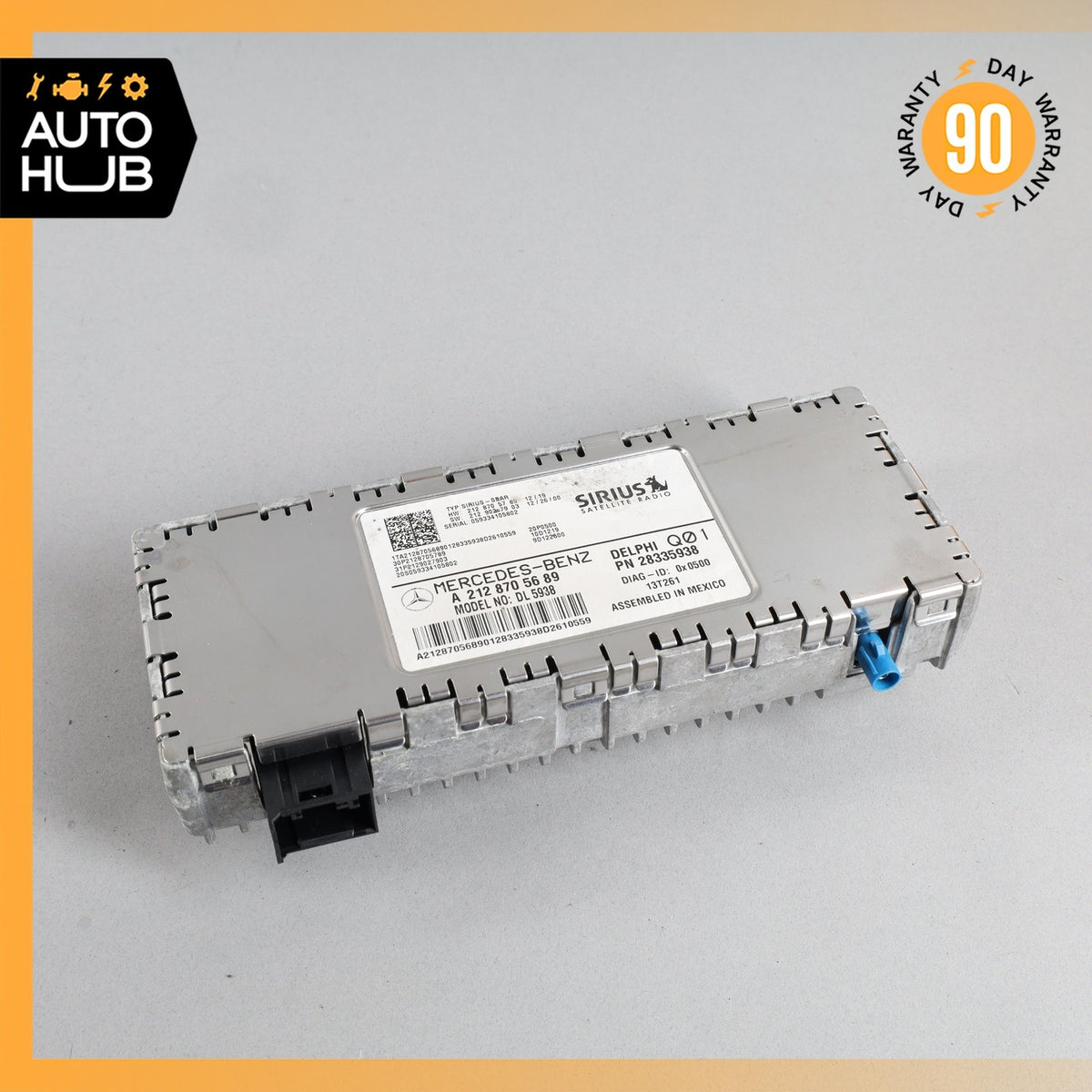 Mercedes W207 E350 C300 SLK250 Sirius Satellite Radio Receiver 2128705689 OEM - photo 1