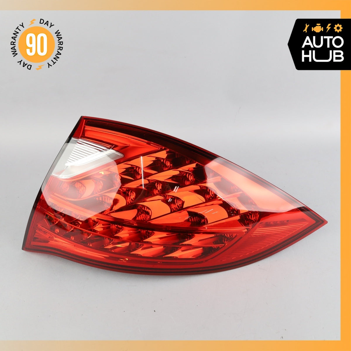 11-14 Porsche Cayenne 958 Right Side Outer Tail Light Lamp 7P5945096G OEM - photo 2
