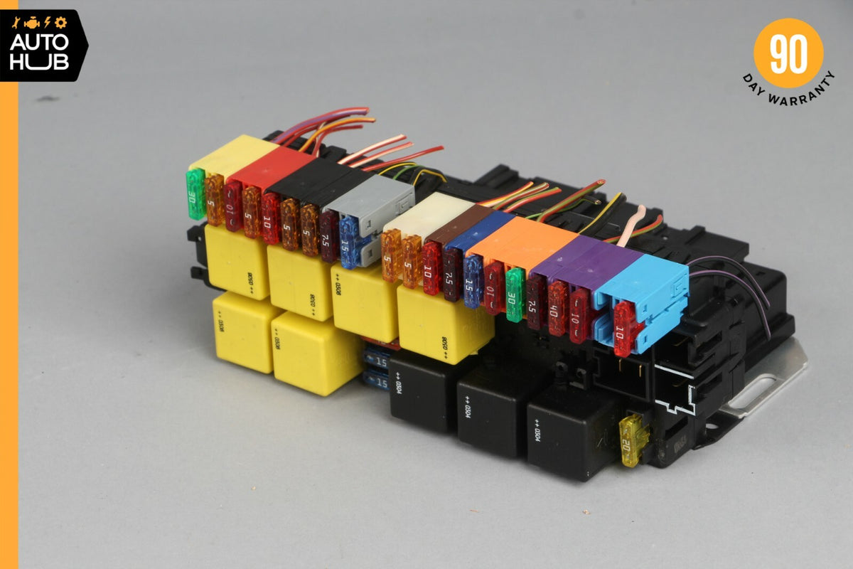 03-12 Mercedes R230 SL500 SL550 Front Left SAM Fuse Box Control Module OEM - photo 1