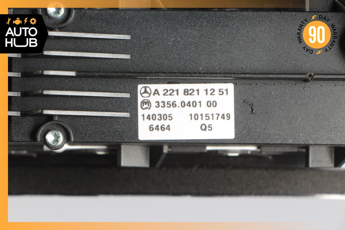 07-13 Mercedes W221 S600 CL550 Dashboard Dash Control Switch Panel 2218211251 - photo 8