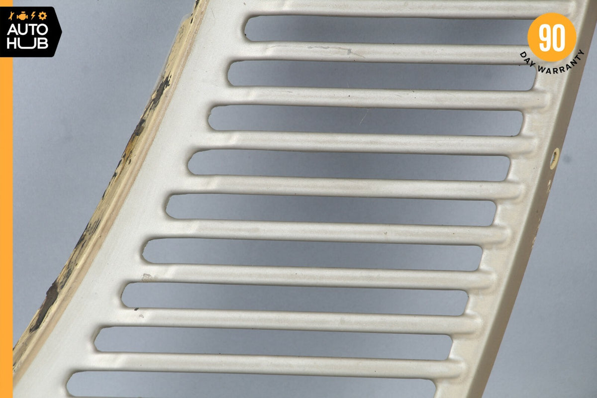 72-89 Mercedes R107 450SL 380SLC Front Right Passenger Side Hood Vent Grill OEM - photo 3