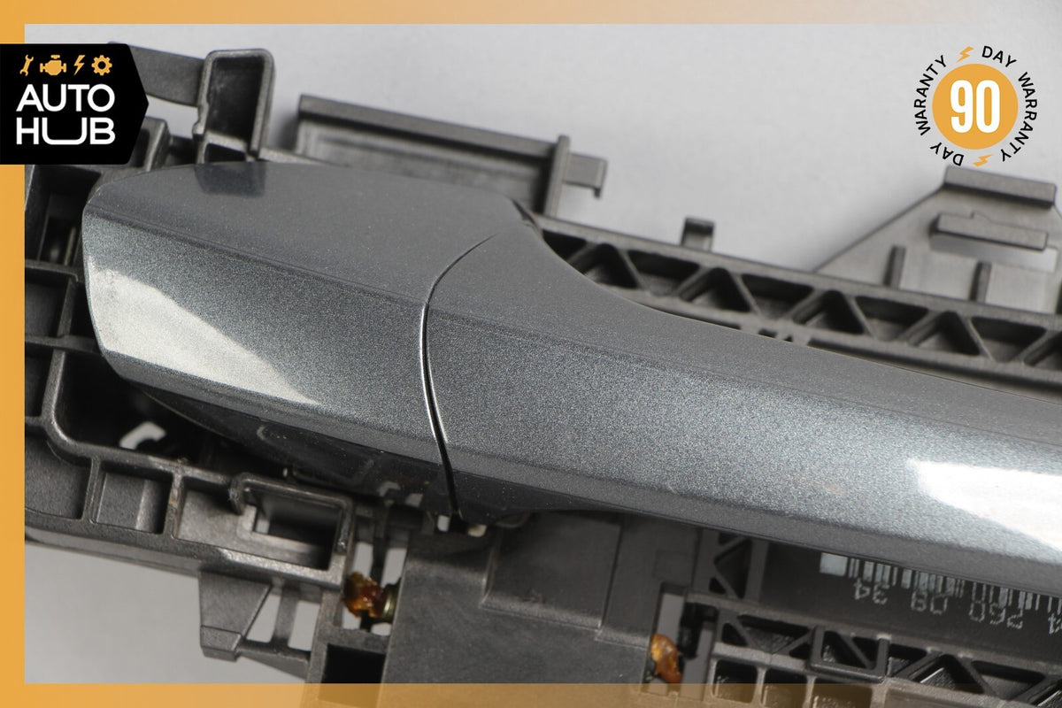 08-11 Mercedes W204 C300 C250 Right Side Exterior Door Handle Front or Rear OEM - photo 2