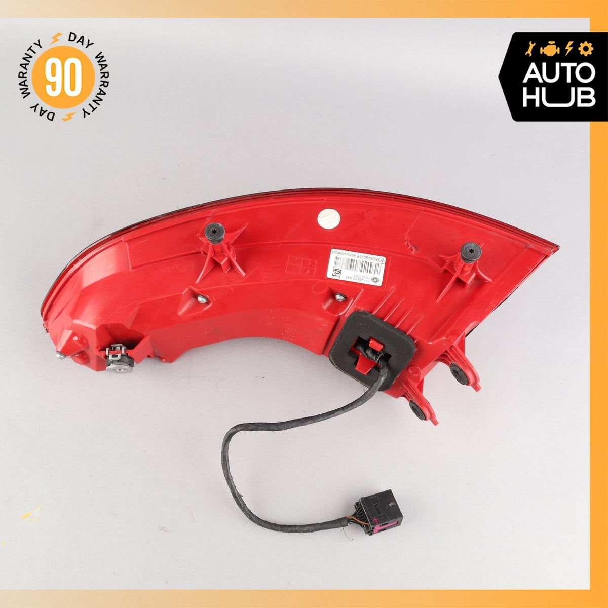 15-18 Porsche Macan 95B S GTS Left Side Outer Tail Light Lamp 95B945095E OEM - photo 15