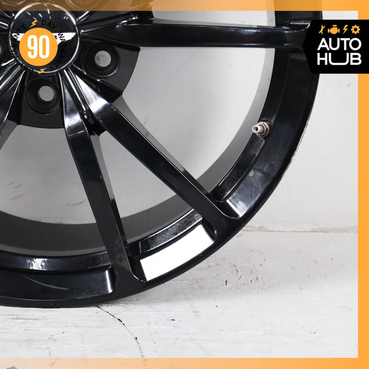13-16 Aston Martin V8 Vantage 8.5 x 19 19" Front Wheel Rim BG331007JA OEM - photo 4