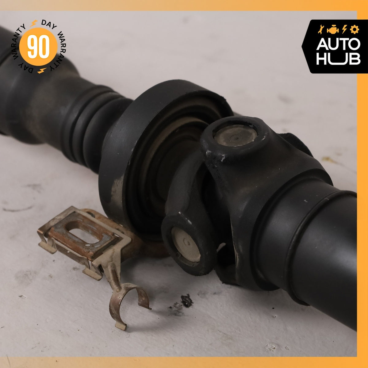 03-06 Mercedes W209 CLK500 Driveshaft Propeller Shaft 2094100906 OEM - photo 8