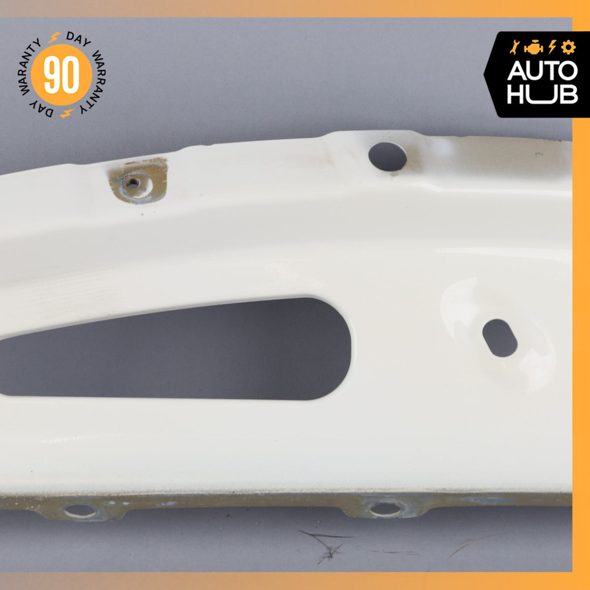 08-19 Maserati GranTurismo Front Left Side Fender Top Mount Bracket OEM 11k - photo 4