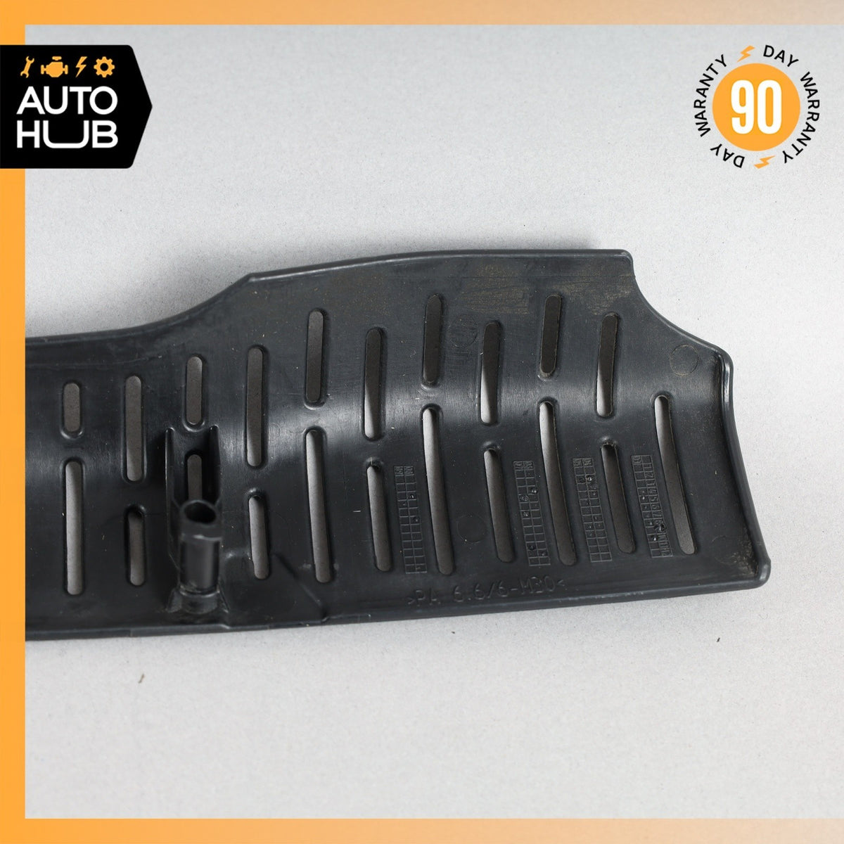 Bentley Continental GTC Front Engine Cover Plate Trim 07C103925Q OEM - photo 8
