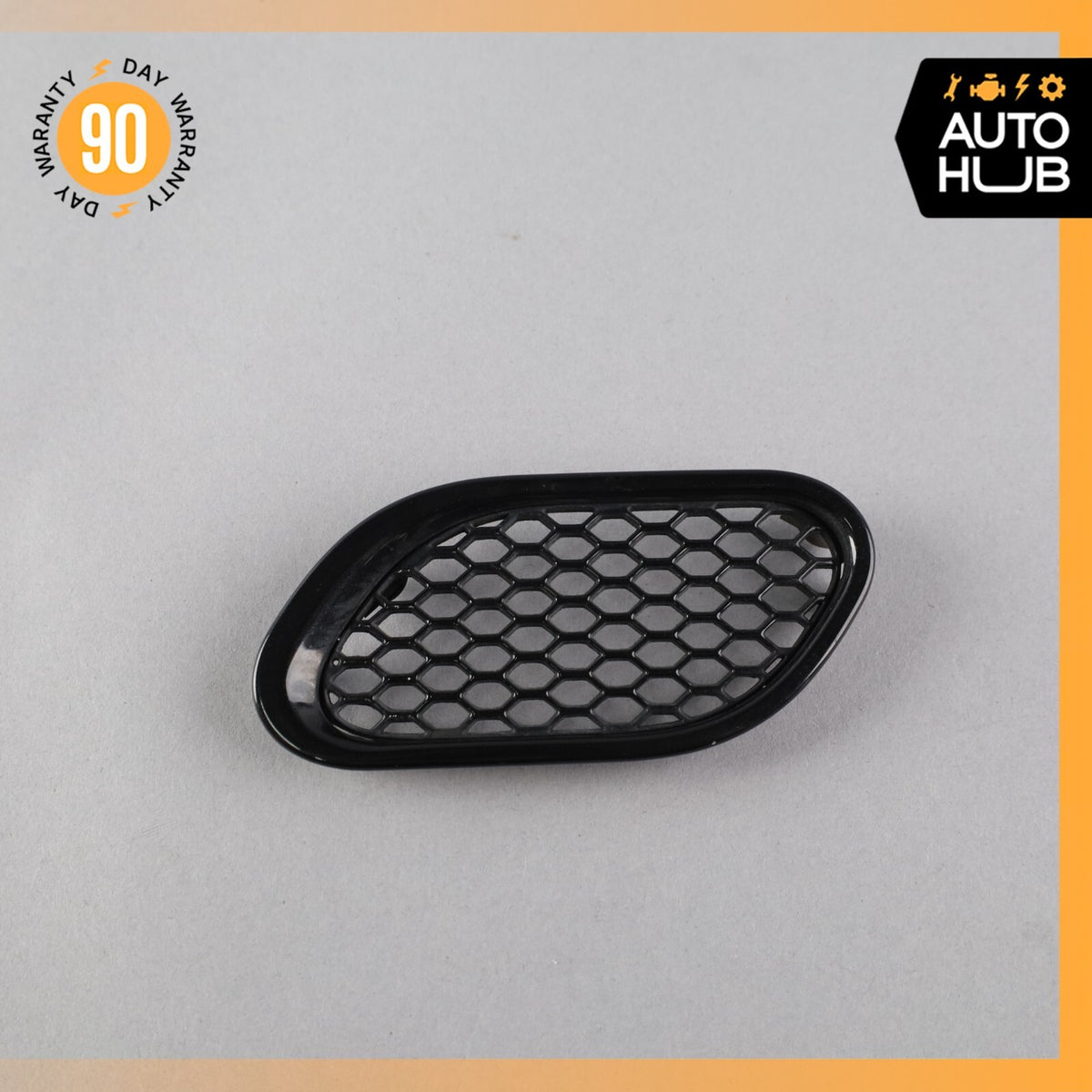 03-13 Maserati Quattroporte M139 Fender Grill Grille Vent Right Side OEM 68k - photo 1
