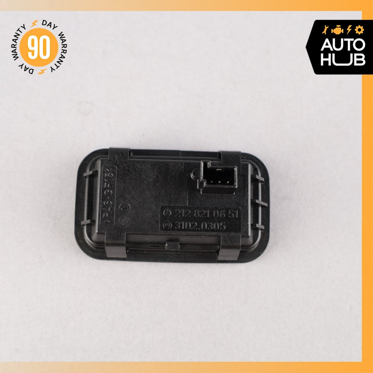 Mercedes X253 GLC300 GLK250 Trunk Tailgate Close Button OEM 78k - photo 5